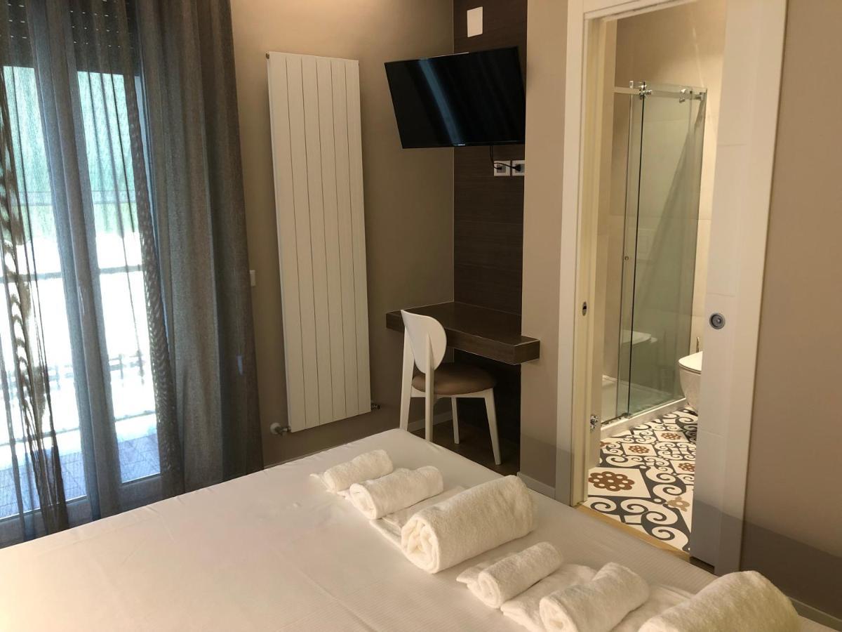 צ'יביטאנובה מארקה Approdo Residence מראה חיצוני תמונה